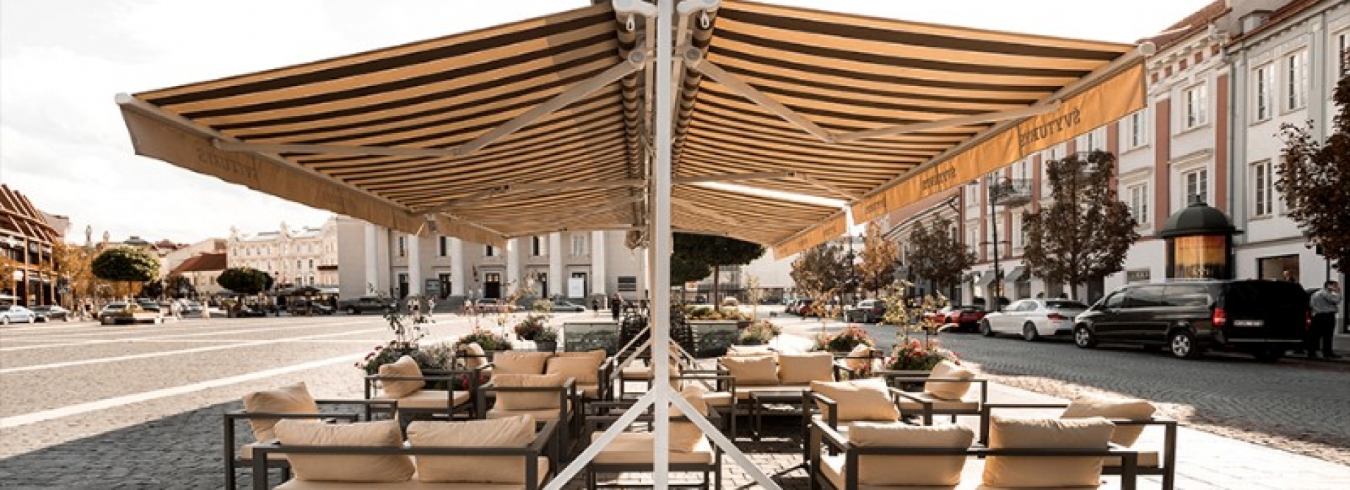 WHO HIT JOHN baras, Vilnius